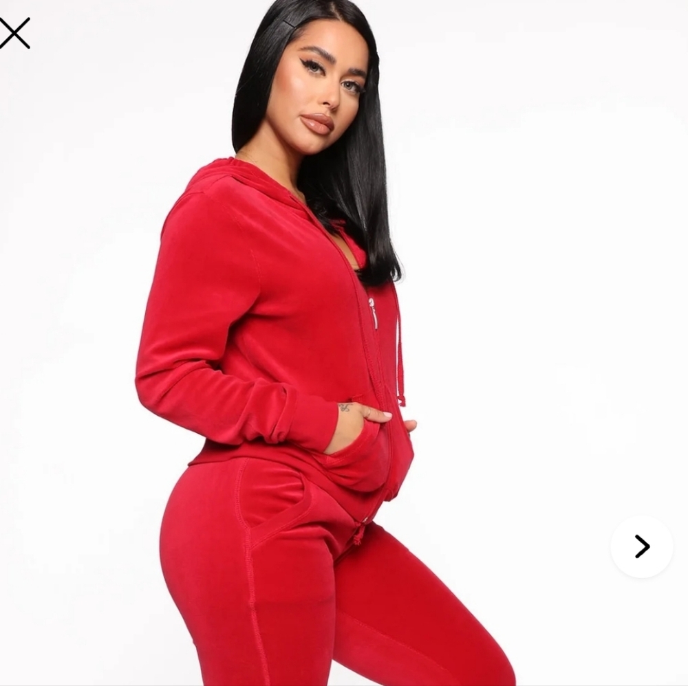 Fashion Nova Velour Hoodie Women 2X Red Good Y2K Original Trendsetter Zip Up
